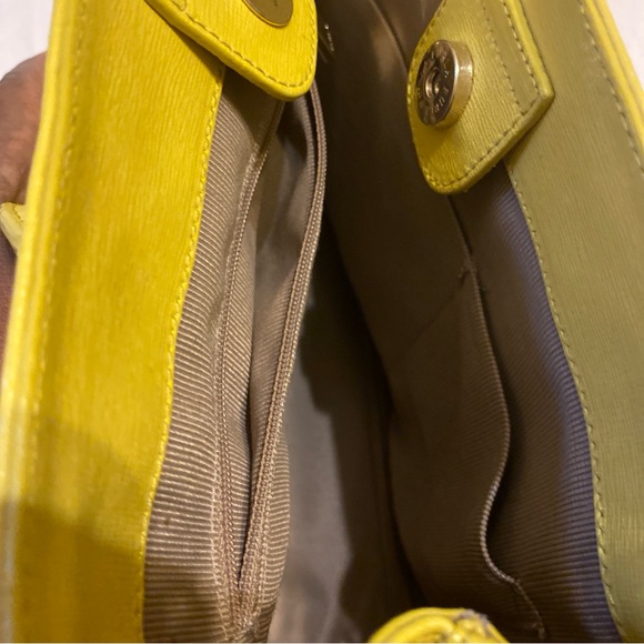 Pre-owned Mustard yellow handbag - Picture 6 of 7